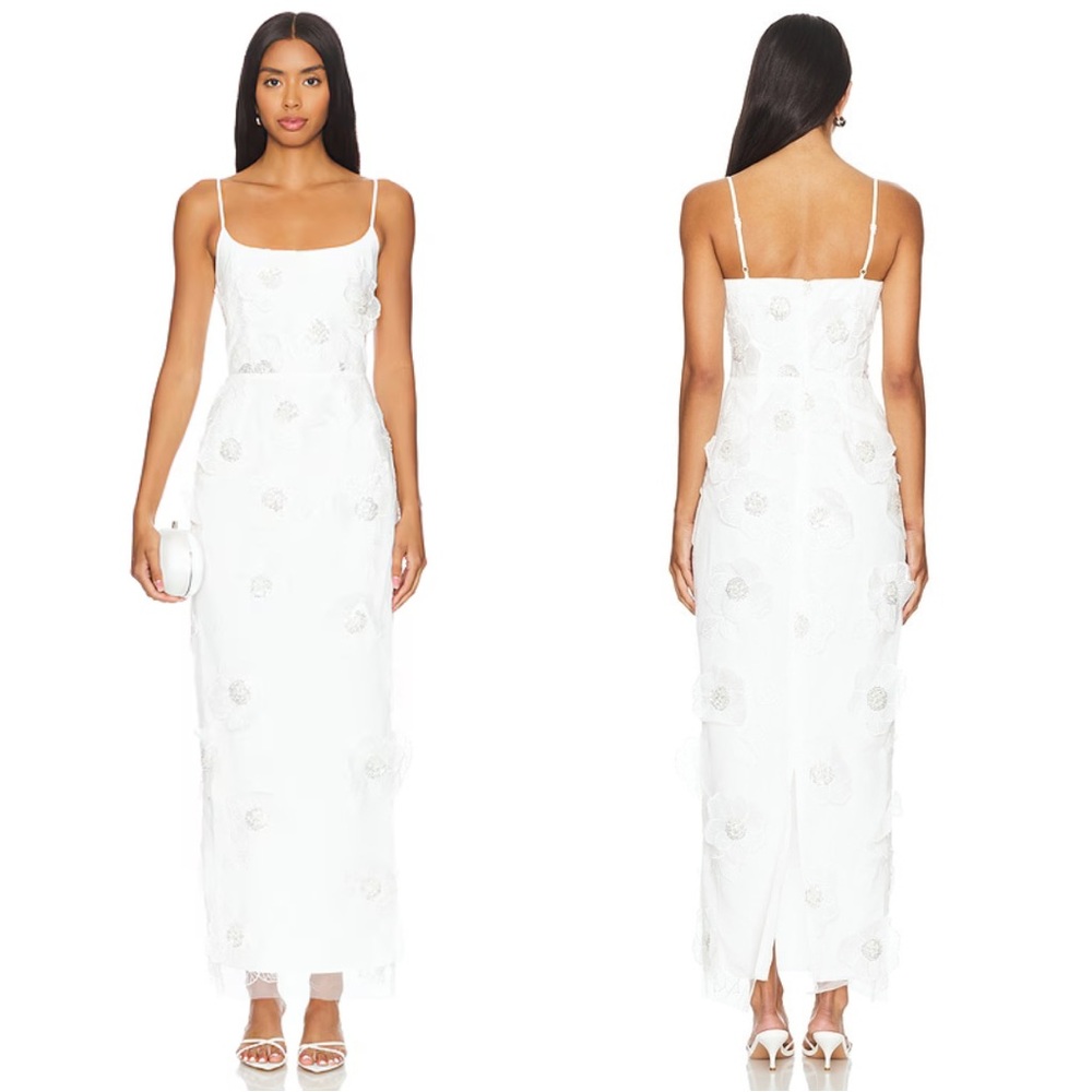 NWT Elliatt Dahlia Midi Dress White 3D Floral XS - Picture 3 of 10